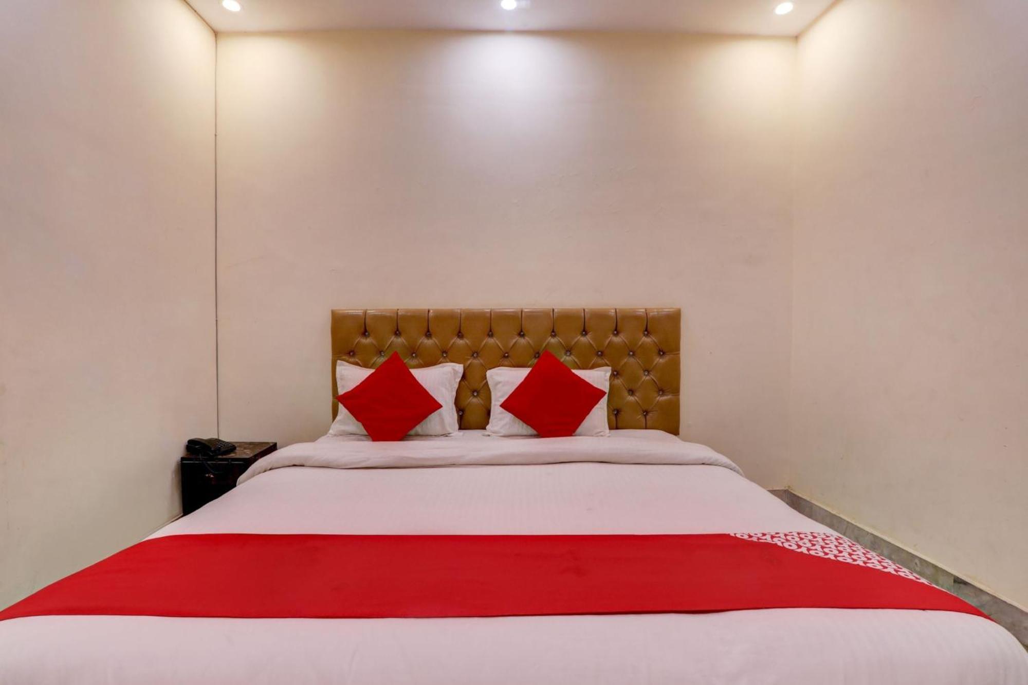 Hotel O Moon Palace Near Sahara Ganj Mall Lucknow Luaran gambar